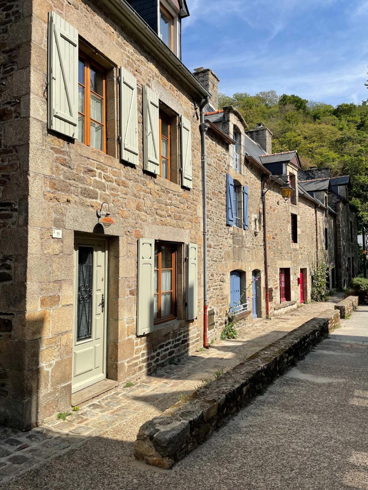 Ferienhaus Impasse Des Mysteres - La Maison Des Sorciers Lehon/dinan Dinan