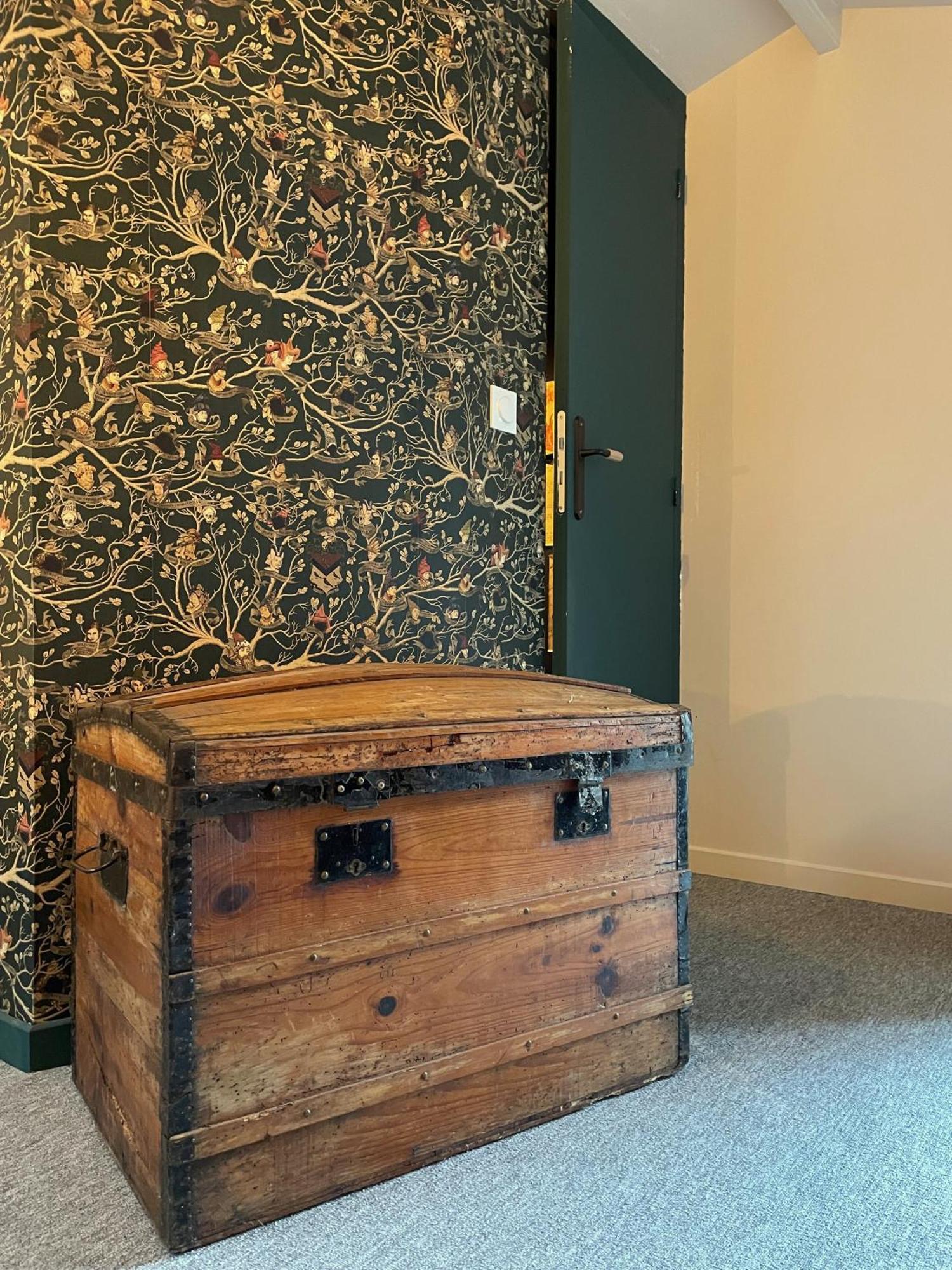 Impasse Des Mysteres - La Maison Des Sorciers Lehon/dinan Holiday home *