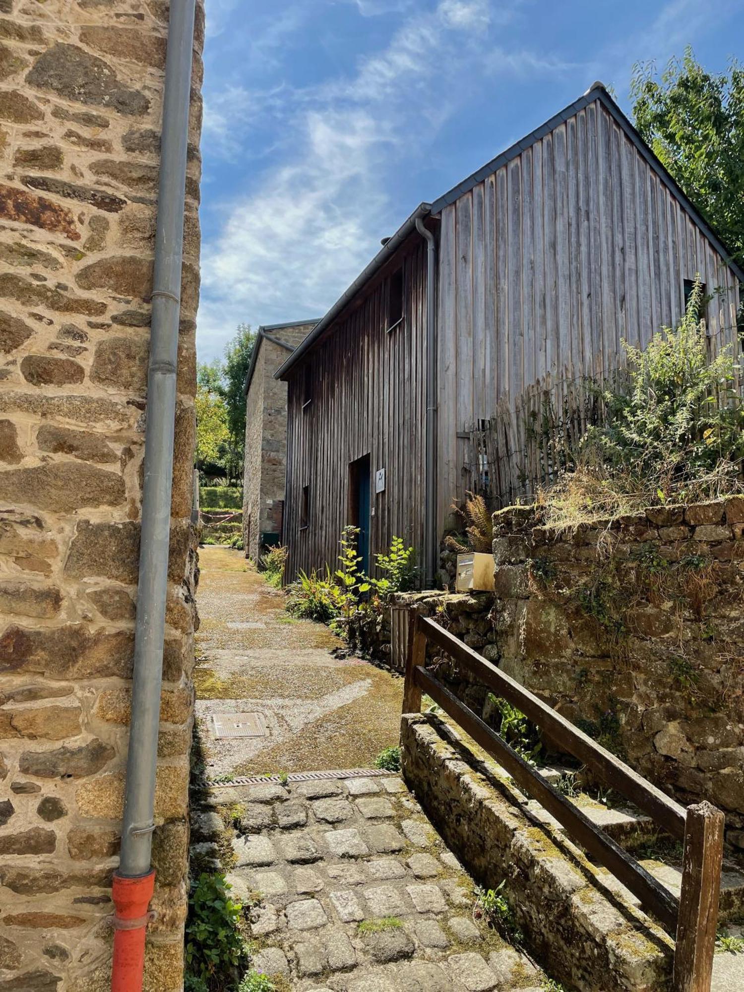 Impasse Des Mysteres - La Maison Des Sorciers Lehon/dinan Ferienhaus Dinan